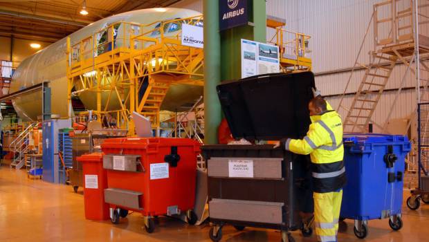 Recyclage des avions : le partenariat de Suez et Airbus