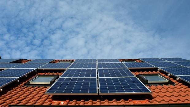 Vers une Énergie Responsable : La Révolution des Kits de Panneaux Solaires  en Autoconsommation
