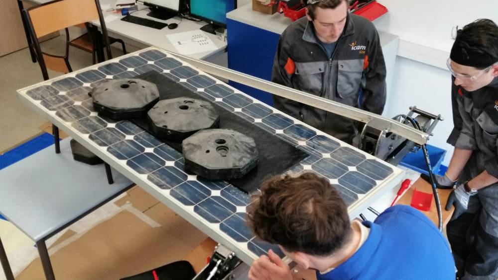 Une machine un peu spéciale pour recycler les panneaux solaires