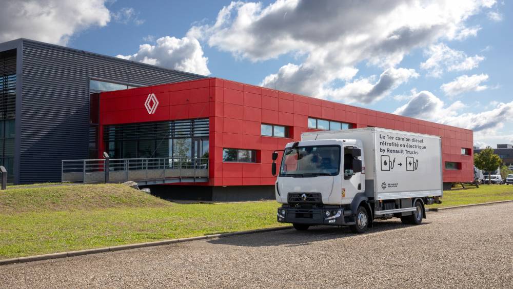 Un tout premier camion rétrofité électrique homologué pour Renault Trucks